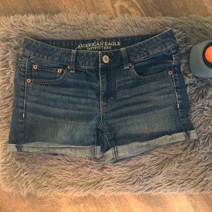 American Eagle Dark Wash Mid rise Midi Shorts Sz 2